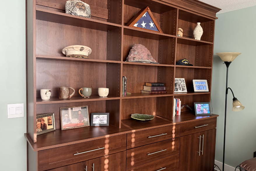 Built in storage website